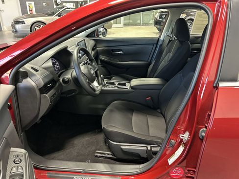 Certified 2025 Nissan Sentra SV FWD image 11