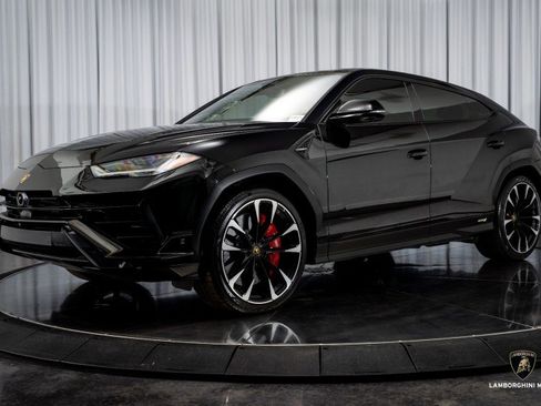 Used 2024 Lamborghini Urus S image 9