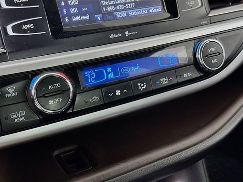 Used 2015 Toyota Highlander Plus image 15