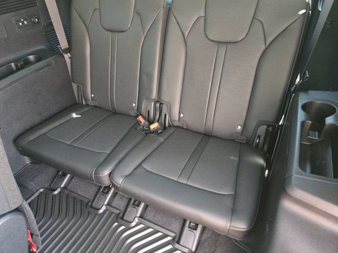 New 2026 Kia Sorento S w/ S Panoramic Sunroof Package FWD image 23