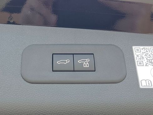 New 2026 Toyota Crown Signia AWD/4WD image 31