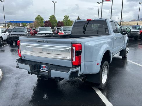 Certified 2024 Ford F450 Platinum w/ FX4 Off-Road Package AWD/4WD image 8