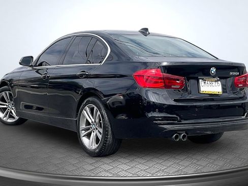 Used 2017 BMW 330i Sedan RWD image 2