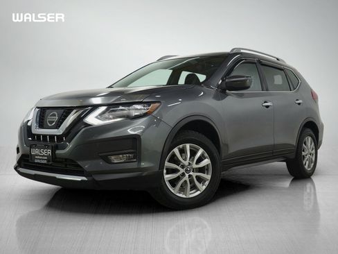 Used 2017 Nissan Rogue SL image 1
