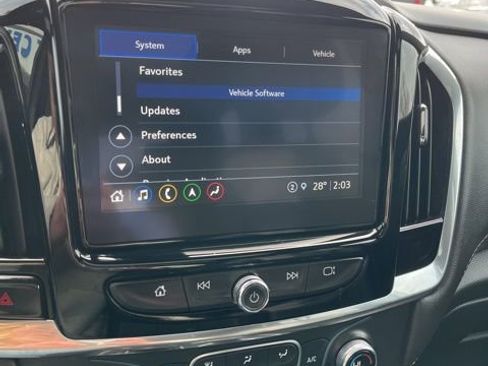 Used 2022 Chevrolet Traverse LT w/ LT Premium Package AWD/4WD image 54