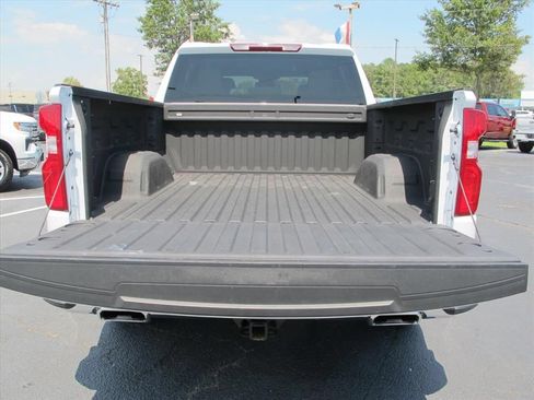 Used 2025 Chevrolet Silverado 1500 LTZ w/ Z71 Off-Road Package AWD/4WD image 17
