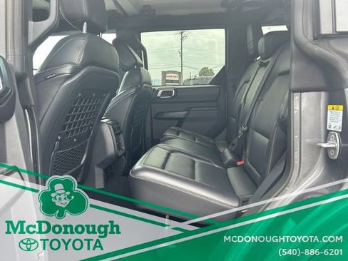 Used 2025 Ford Bronco Badlands AWD/4WD image 13