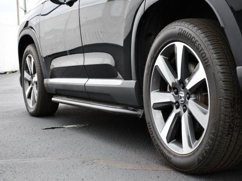 Used 2024 Honda Pilot Elite image 8