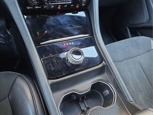 Used 2024 Jeep Grand Cherokee L Laredo image 31