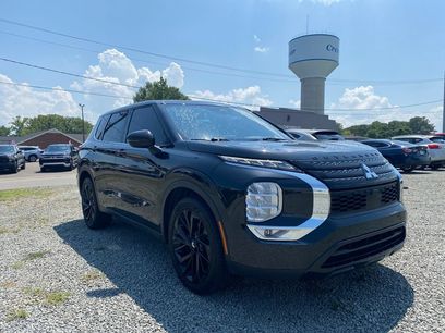 Used 2023 Mitsubishi Outlander SEL