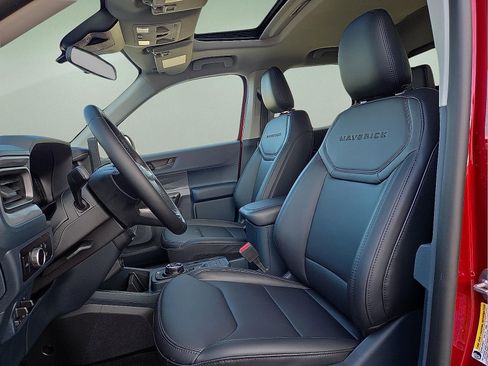 New 2026 Ford Maverick Lariat w/ Black Appearance Package AWD/4WD image 15