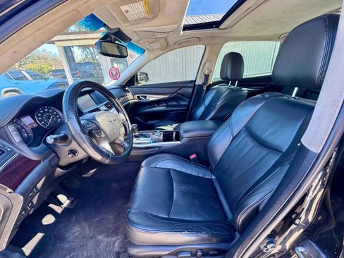 Used 2015 INFINITI Q70 L 3.7 w/ Deluxe Touring Package image 12