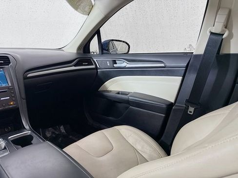 Used 2017 Ford Fusion Energi Titanium image 23