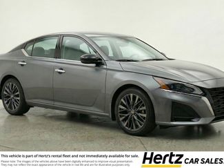 Used 2025 Nissan Altima 2.5 SV video 1