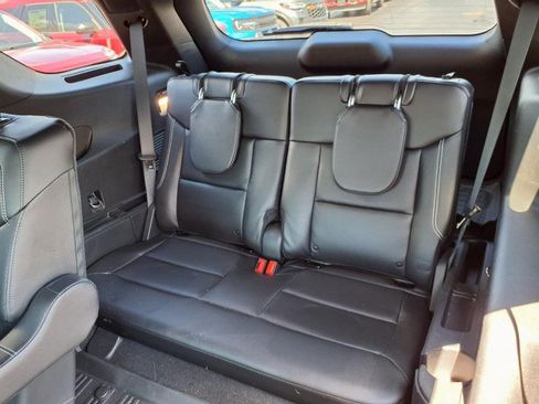 Used 2023 Ford Explorer ST w/ Equipment Group 401A AWD/4WD image 8