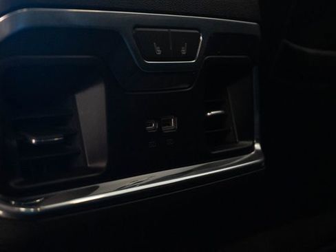Used 2023 GMC Sierra 1500 Denali AWD/4WD image 30