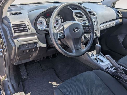 Used 2013 Subaru Impreza 2.0i Premium w/ All-Weather Pkg AWD/4WD image 10