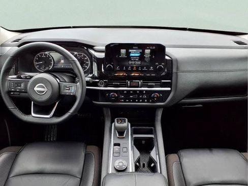 Certified 2024 Nissan Pathfinder SL AWD/4WD image 13