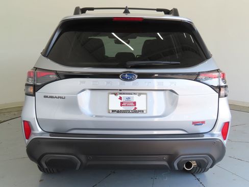 Certified 2025 Subaru Forester Limited AWD/4WD image 4