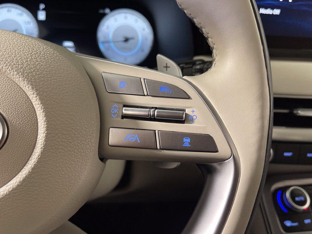 Certified 2024 Hyundai Palisade Calligraphy FWD image 30