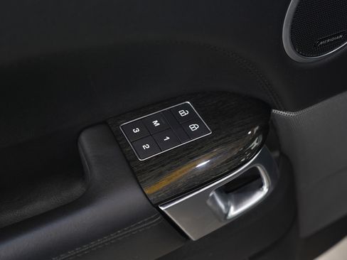 Used 2022 Land Rover Range Rover Sport HSE Silver Edition image 26