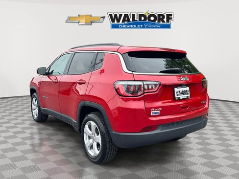 Used 2020 Jeep Compass Latitude w/ Popular Equipment Group AWD/4WD image 4