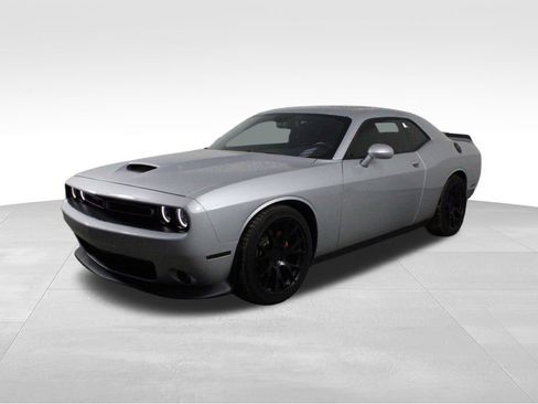 Used 2022 Dodge Challenger R/T image 40