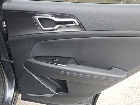 Used 2023 Kia Sportage EX w/ EX Premium Package image 24