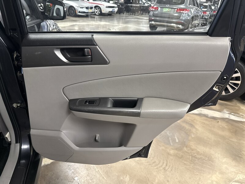 Used 2013 Subaru Forester 2.5X AWD/4WD image 23