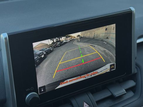 Used 2025 Toyota RAV4 LE image 17