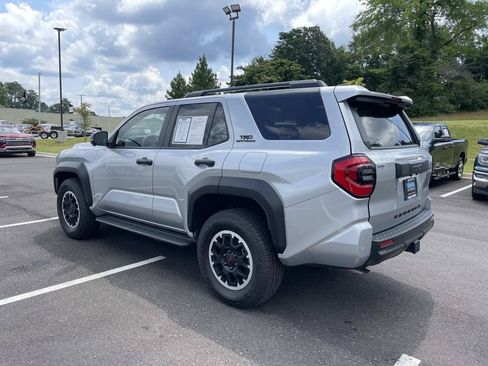 Certified 2025 Toyota 4Runner TRD Off-Road Premium w/ Tow Technology Package AWD/4WD image 10