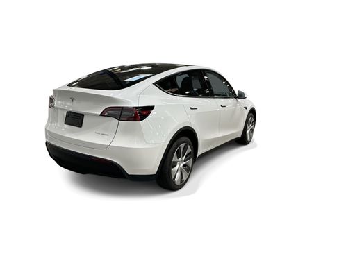 Certified 2023 Tesla Model Y Long Range AWD/4WD image 6