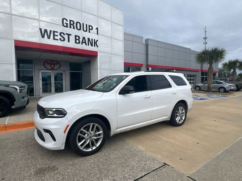 Used 2024 Dodge Durango GT image 2