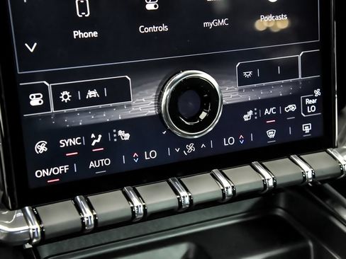 New 2027 GMC Acadia Elevation w/ Black Edition AWD/4WD image 15