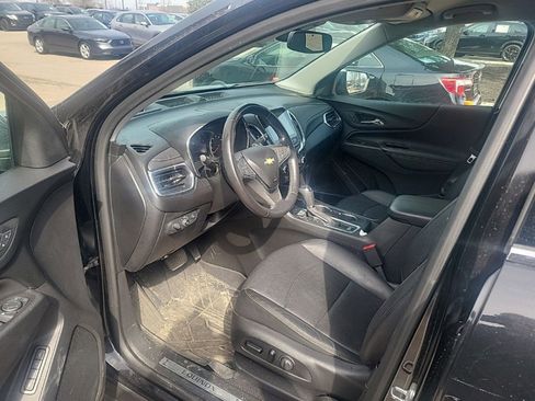 Used 2021 Chevrolet Equinox Premier image 30