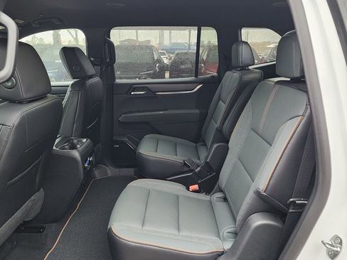 New 2026 GMC Acadia AT4 image 46