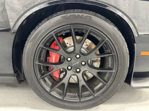 Used 2016 Dodge Challenger SRT Hellcat RWD image 52