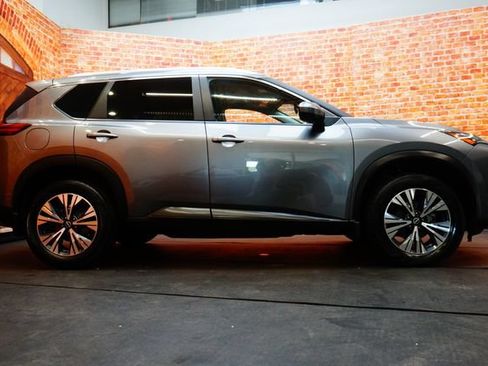 Certified 2023 Nissan Rogue SV w/ SV Premium B Package AWD/4WD image 5