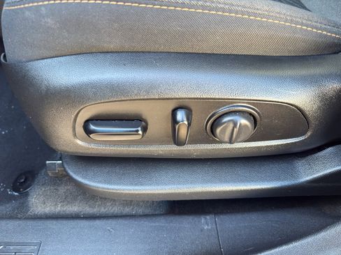 Used 2018 Chevrolet Equinox LT image 15