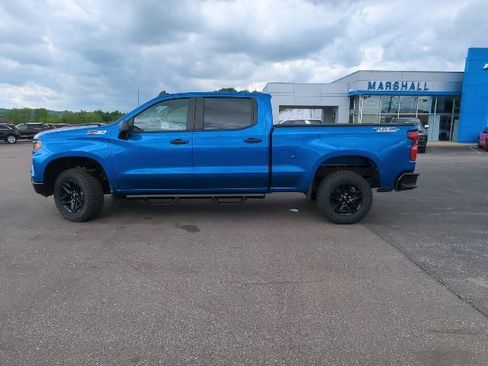 Used 2024 Chevrolet Silverado 1500 Custom Trail Boss AWD/4WD image 11
