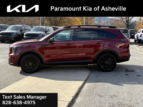 Certified 2025 Kia Sorento SX Prestige w/ Olive Brown Leather Package image 3