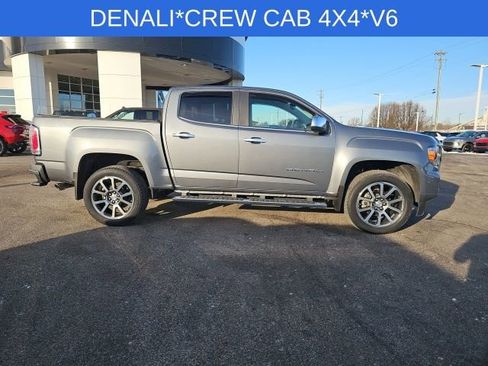 Used 2022 GMC Canyon Denali image 24