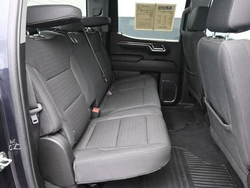 Used 2024 Chevrolet Silverado 1500 LT AWD/4WD image 31