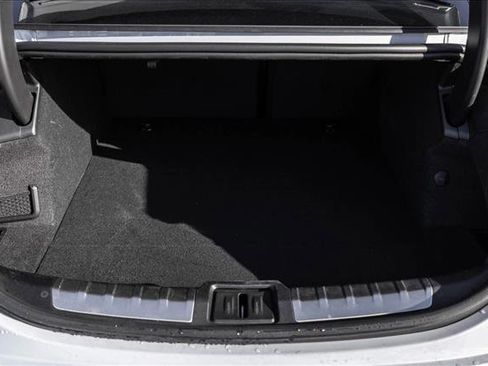 Used 2021 Porsche Taycan image 22