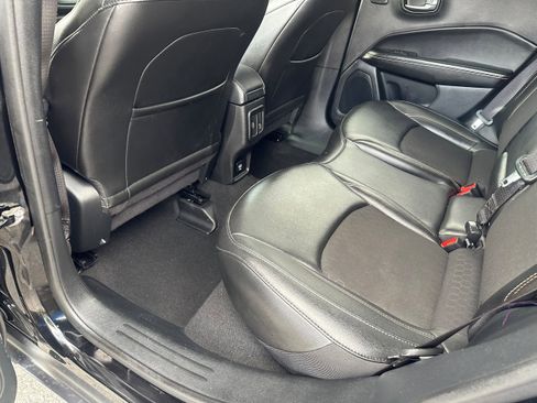 Used 2021 Jeep Compass Latitude w/ Sun and Sound Group image 22