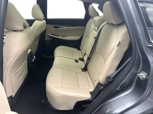 Used 2022 INFINITI QX50 Luxe image 14