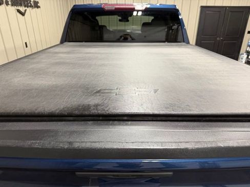 Used 2023 Chevrolet Silverado 1500 Custom image 10