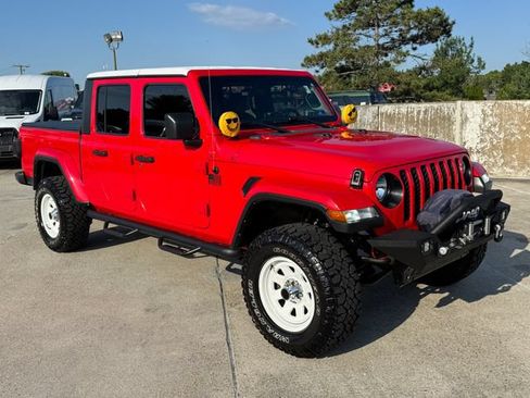 Used 2021 Jeep Gladiator Sport AWD/4WD image 6