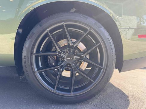 Used 2021 Dodge Challenger R/T w/ Performance Handling Group image 37