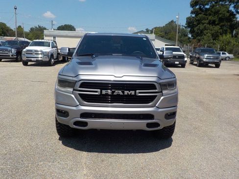 Used 2019 RAM 1500 Laramie w/ Sport Appearance Package AWD/4WD image 10